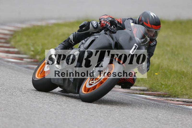 /Archiv-2024/13 22.04.2024 Plüss Moto Sport ADR/Einsteiger/1